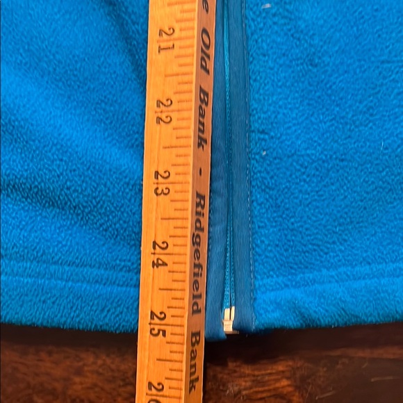 Lands’ End Women's Blue Sleeveless Fleece Vest, Size Large (14-16) - Picture 9 of 10